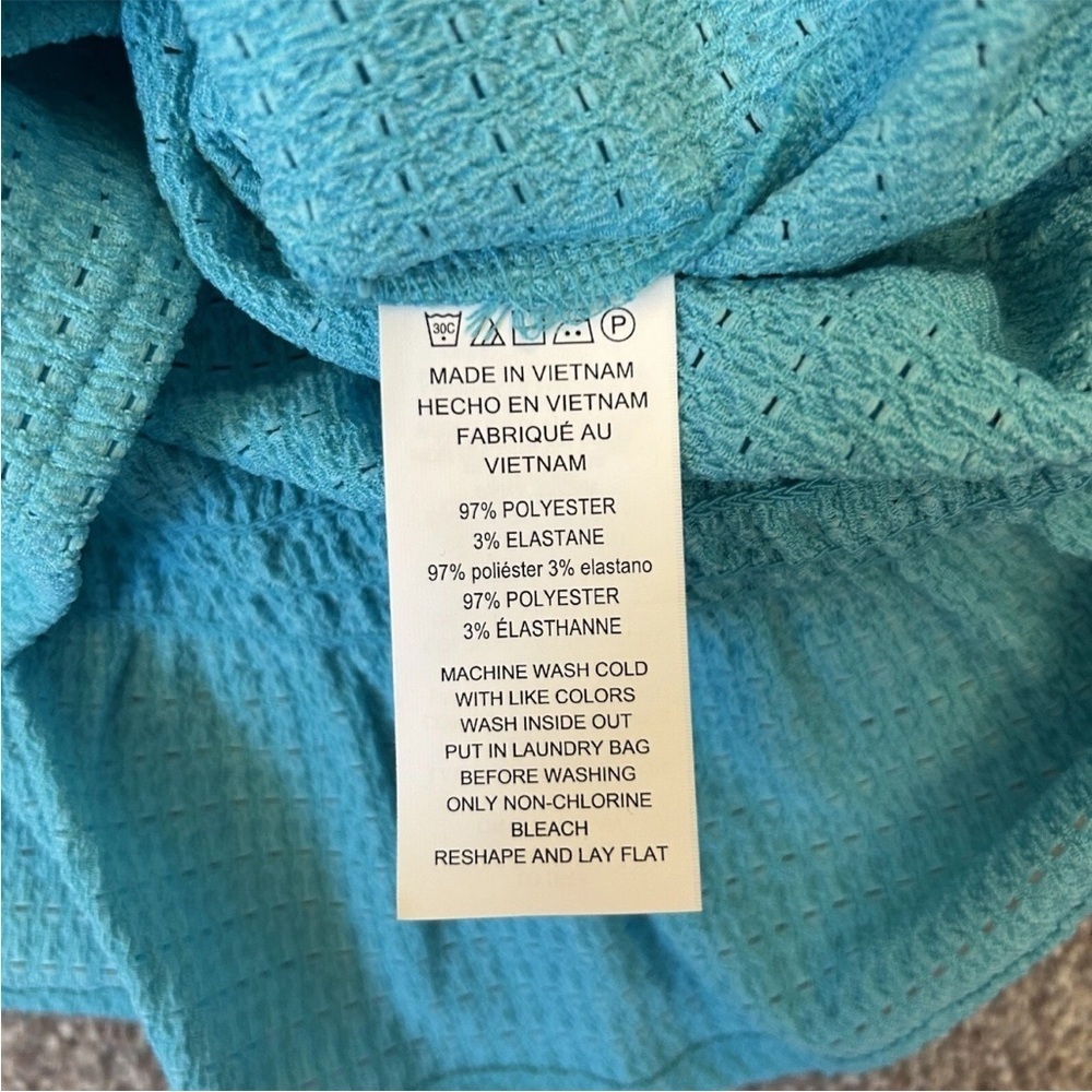 Michael Kors Women's Short Sleeves Turquoise Top Size M - Medium - NWT $98 - Picture 14 of 15